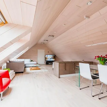 شقة Bach Valgeranna