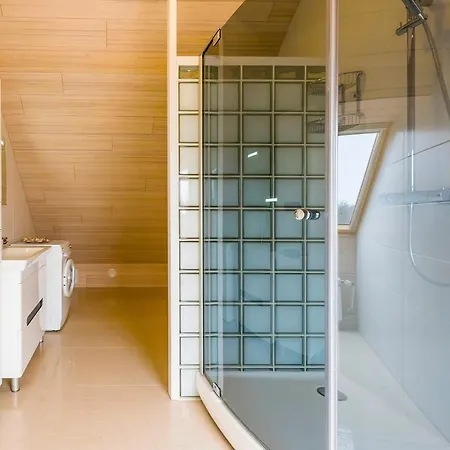 Bach Apartment