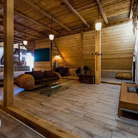 Bach Apartment