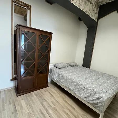 Bach Apartment