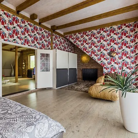 Bach Apartment Valgeranna