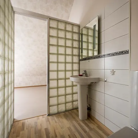 Bach Apartment