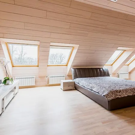 Bach Apartment Valgeranna